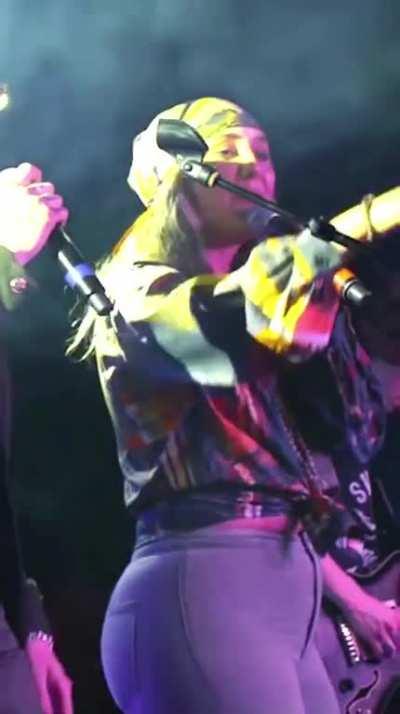 Lainey Wilson (Live at The Basement East, Nashville) - Mobile/Vertical.