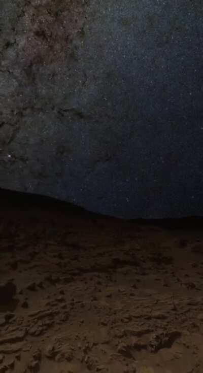 This is what Mars looks like at night