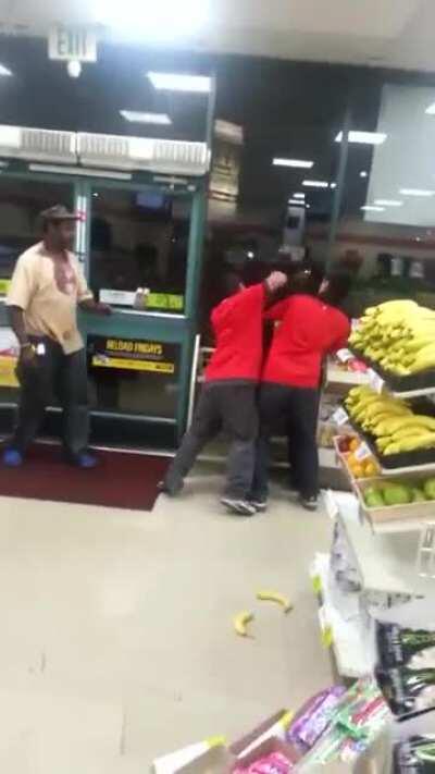 7-Eleven late night fight