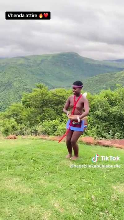 Dark beauty, green country 😍