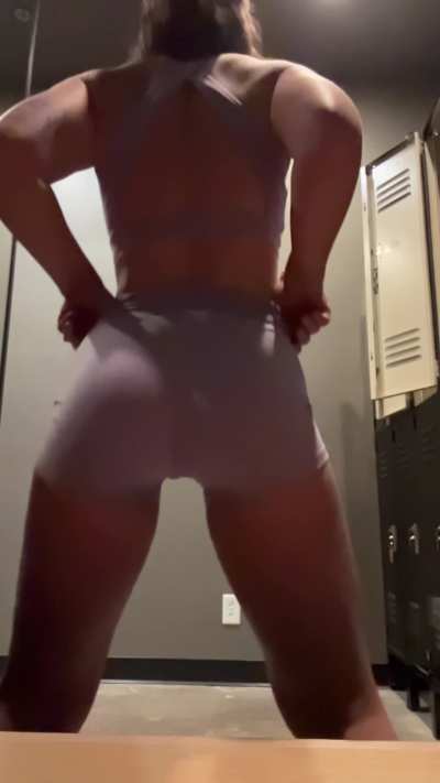 I love being naughty at the gym 