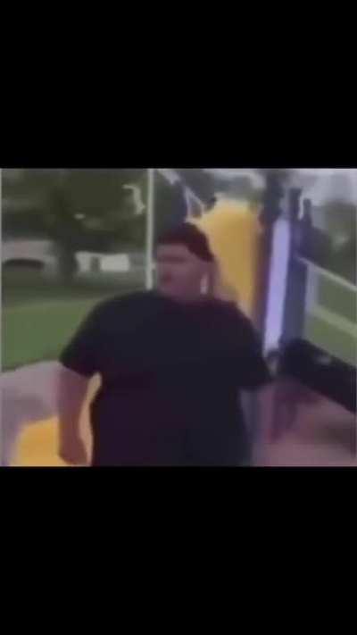 I died watching this 🤣