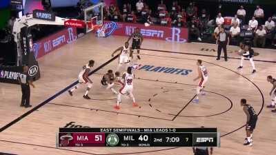 [Highlight] Jimmy Butler Pulls The Chair On Giannis & Pushes Him Back Down When He Tries To Get Up