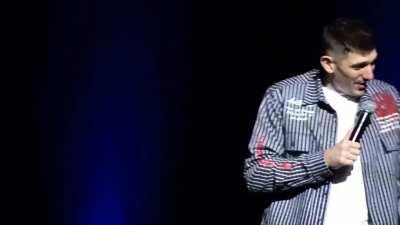 This is why comedians are absolutely top tier people.