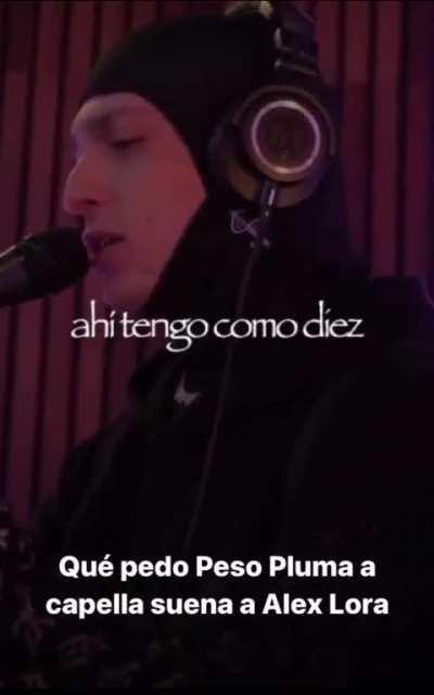 Mientras tanto Peso Pluma en el regional mexicano...