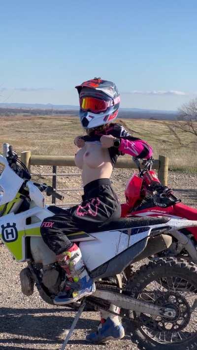 Flashing while out riding is one of my favorite things. 