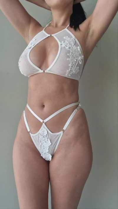 I'm only 5'1 but my boobs didn't get the memo