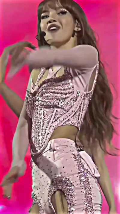 Lisa pussy and ass 🍑