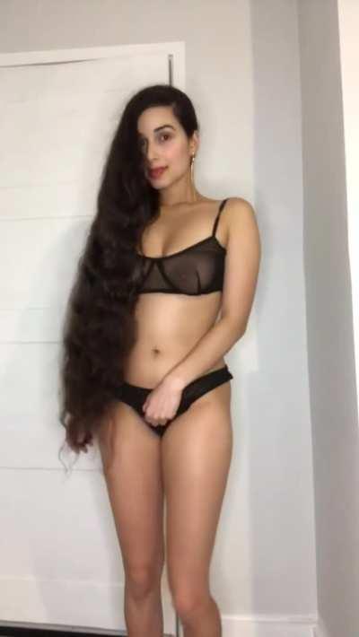 Getting naughty on my premium page 😘💋 find me for playtime 💕🔥🔥