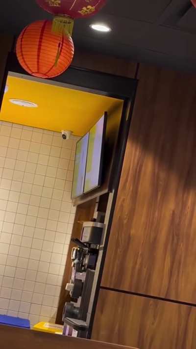 Ratas en el McDonald's de Barrio Chino