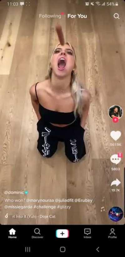 Another weiner toss! Who wins?