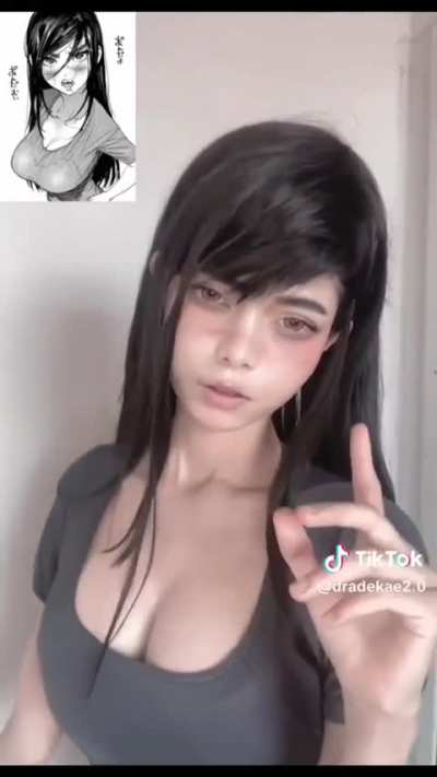 Ela as vezes tá peituda e as vezes não