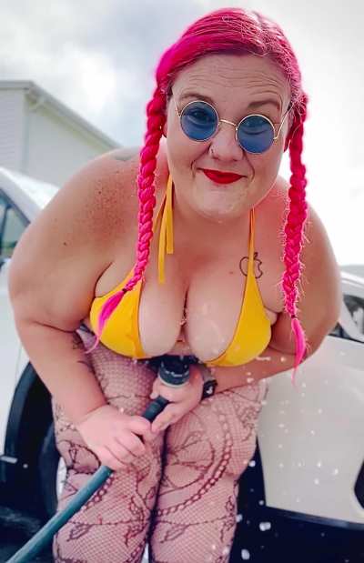 Caught you staring… what are you gonna do about it?