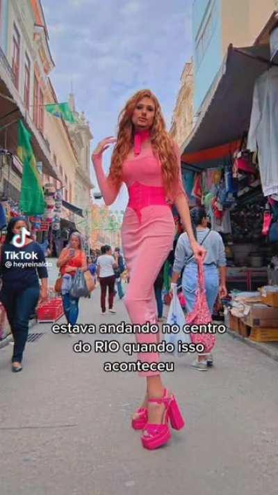 namoral n sei se ja postaram isso aqui mas eu to morrendo de rir com isso pqp