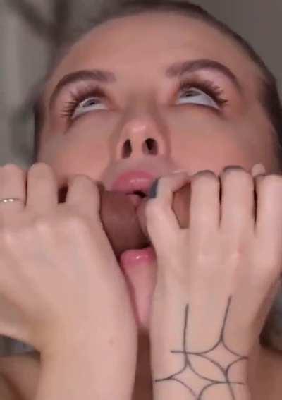  Double Blowjob 