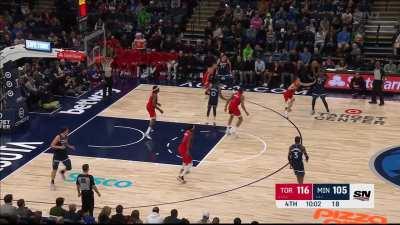 [Highlight] Scottie Barnes blows by the defense for a huge slam, then assists on a 3 pointer on the following play