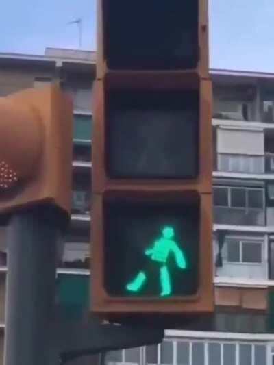 So… Should I cross? Or…