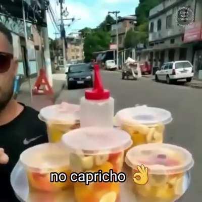 Salada de fruta de pote