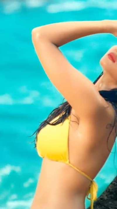 Alia bhatt 4K edit yellow bikini student of the day 💦💦💦🍌🍌🍌🤤🤤🤤🤤