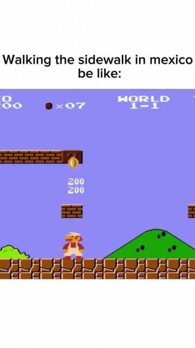 Sidewalk in Mexico be like: