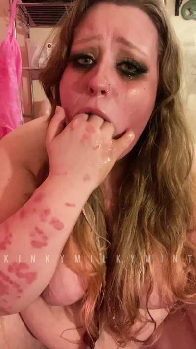 It feels nice when my throat squeezes.