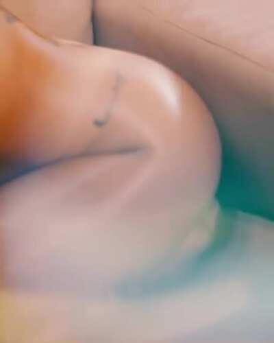 Fernanda Freitas (@mafevillard)