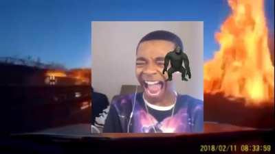 سيارة الله تنفجر مروحية بالنوافذ