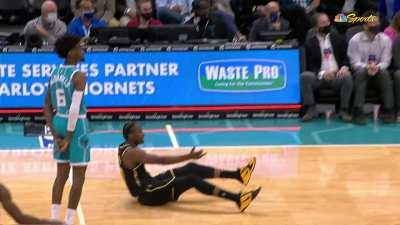 [Highlight] Miles Bridges With 1 of the Dumbest Fouls of the Season by Deciding to Foul Jonathan Kuminga Heaving a 3 with 0.6 Seconds Left in the 1st Half