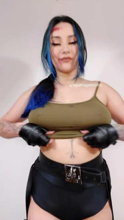 Lara Croft by agathapeixinho