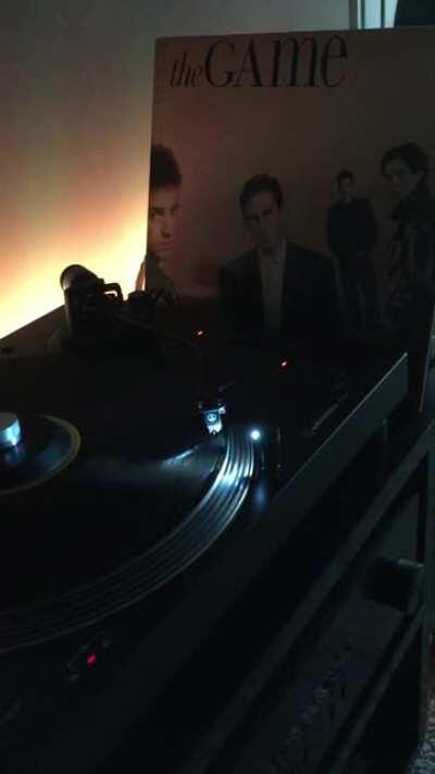 The Game Band - Singer voice similar to TMS