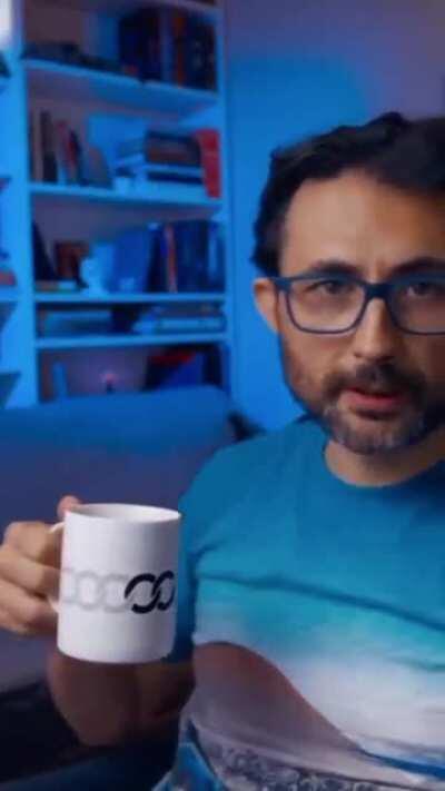 Aylar sonra mikrofon açan öğrenci görünce hocalar: