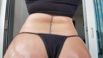 Arch Vixen (@archvixenofficial)