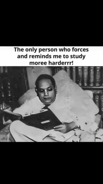 Meri seat fix hai...tum apna dekh lo 🥰😋