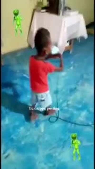 Disculpen, se me escapo un pomberito