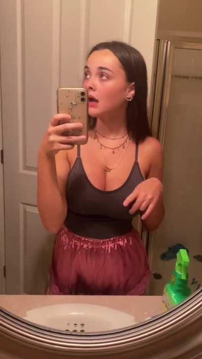 “Tank” top with jugs in them