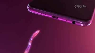 Come on now whoever made the ad knew what they were making it look like