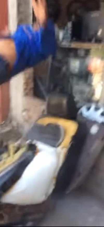 How it felt listening to close to the edge for the first time on thursday night at 9:17 pm