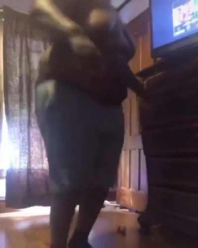 bro has more mass than the sun