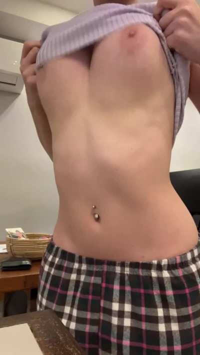 Bouncing to celebrate my curves