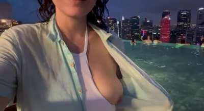 Infinity pool in Singapore