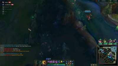 Malzahar bug lets you see people in fog of war.
