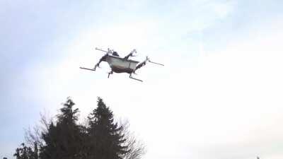 Дрон из говна, палок и ванной