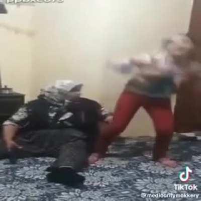 Tadinha da veiað§