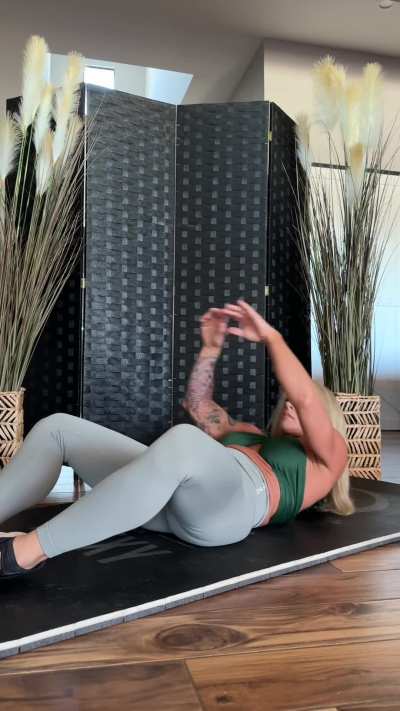 I know you’re already drooling while watching me like this