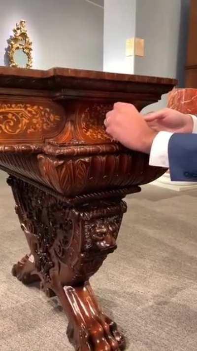 The ammount of storage in this Italian writind desk that belonged to King Carlo Alberto