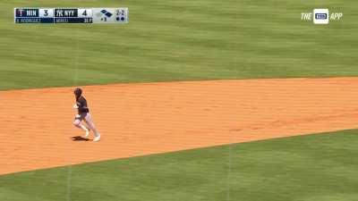 [Highlight] [Highlight] Emmanuel Rodriguez's 3-run homer gives the Twins the lead in the top of the ninth over the Yankees.