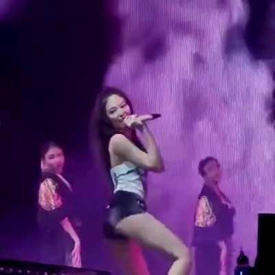 I love that ass cheeks of yours baby 👅👅😋😋