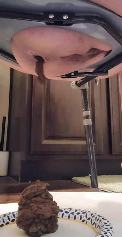 Start your week with me, your spicy little freak 🔥🫶🏽