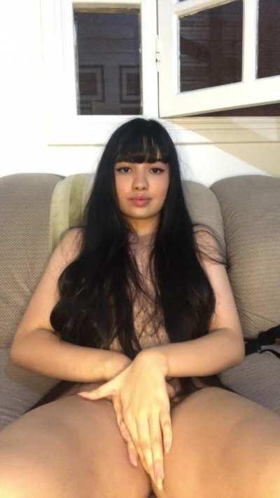 Who's lucky face would look better between my legs😊