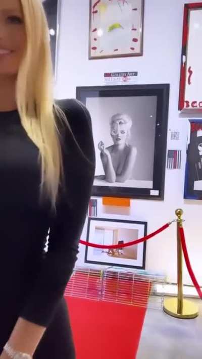 Red Dot Miami Gallery Art